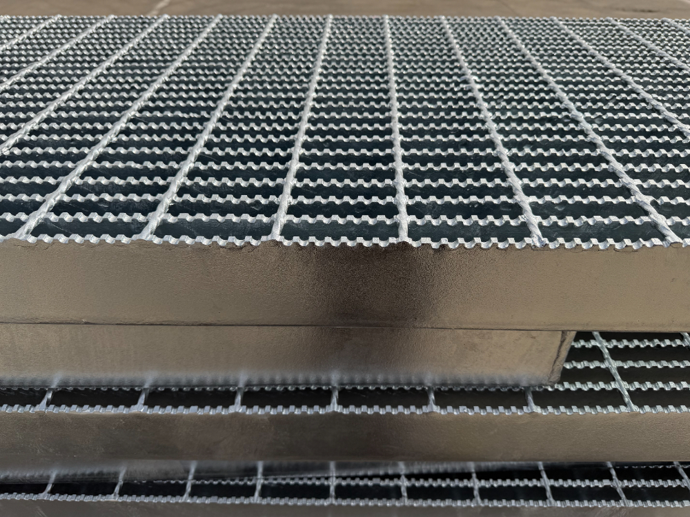 China Steel Grating: Durable Solutions for Industrial and Architectural Projects
