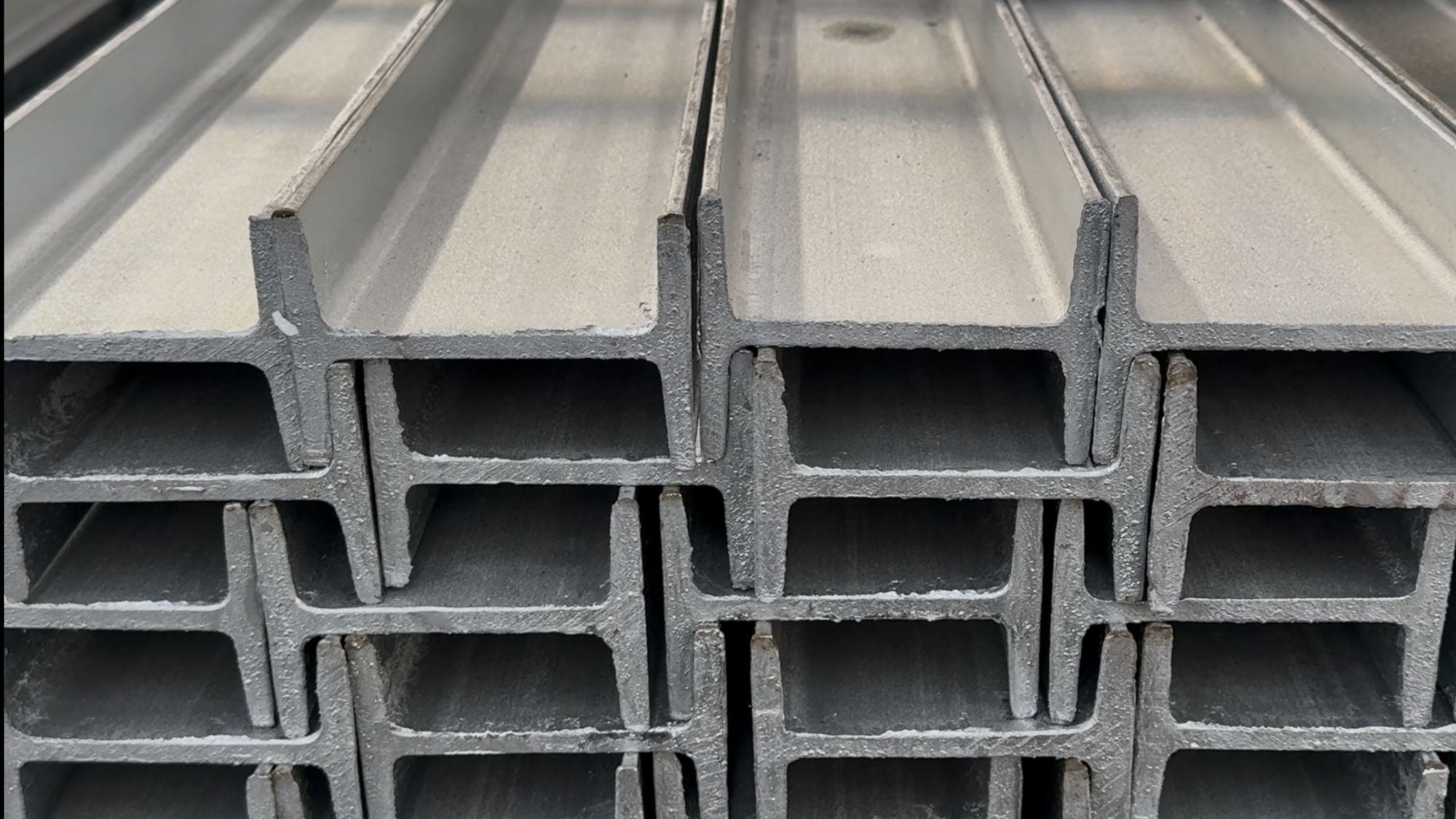 Best Hot-Dip Galvanized I-Beam Factory Delivers Unmatched Strength and Corrosion Resistance