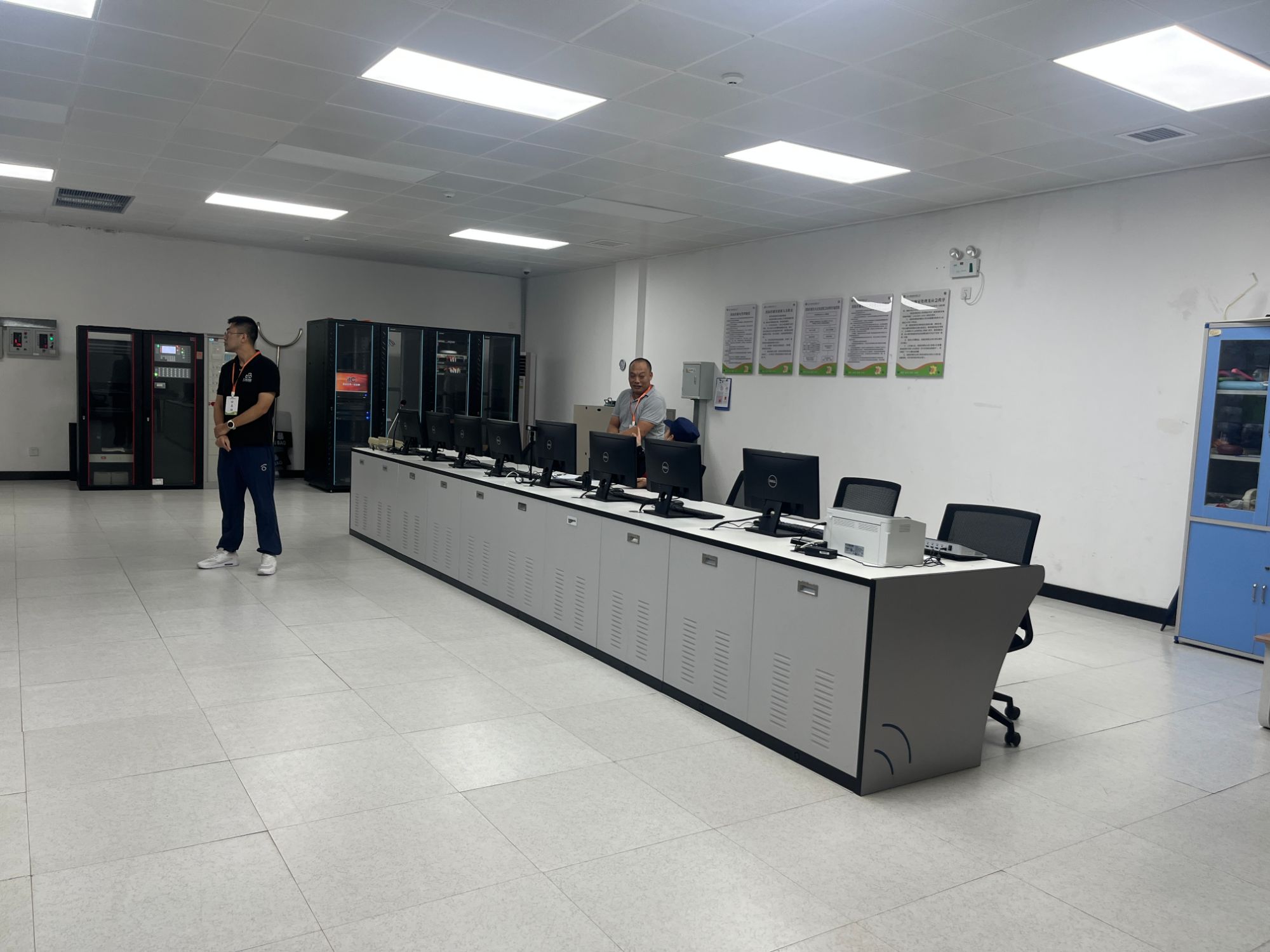 All-Steel Antistatic Floor Supplier: Key Factors to Evaluate Before You Buy